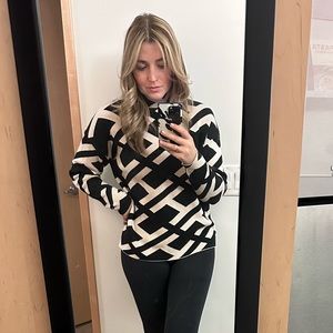 Geometric Mock Neck Sweater | Black Tan Pattern Knit | Size M